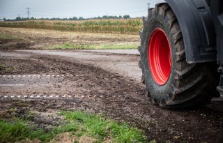 Provincie Fryslân vraagt aandacht voor verkeersveiligheid tijdens oogstseizoen