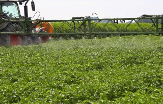 Afzet gewasbeschermingsmiddelen met PFAS neemt enorm toe