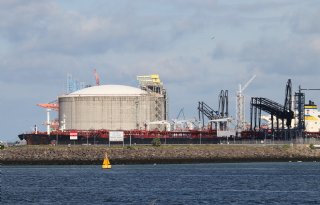 Gasprijs 50 procent hoger op eerste handelsdag na oorlog in Midden-Oosten