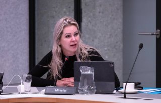 Druk op Wiersma om met stikstofplannen te komen loopt op