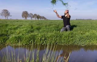 'Met vertical farming kunnen we 100 ton gras van een hectare halen'