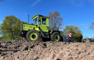 POAH! MB Trac 800