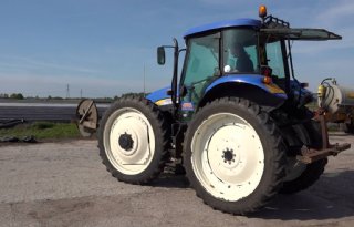 POAH! New Holland TD95D