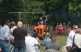 Trekkermuseum Nisse opent seizoen met traditioneel ringsteken