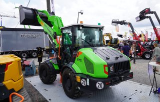 Oosterse shovels rukken op