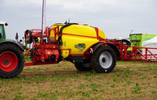 Veldspuitfabrikant Beyne in zee met BBLeap