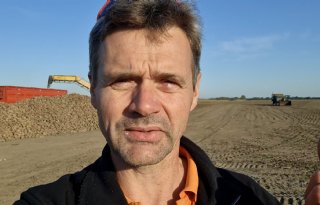 Oekraïne-vlogger Kees Huizinga: 'We laden 1.500 ton suikerbieten per dag'