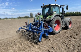 VSS Agro komt met verzwaarde versie van voorzetwoeler