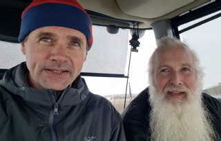 Oekraïne-vlogger Kees Huizinga: 'Autonome trekkers besturen en schaatsen op natuurijs'