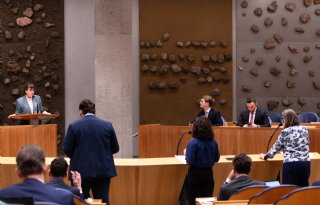 Kamer verdeeld over stikstofplannen: links wil sneller, rechts ronduit tegen