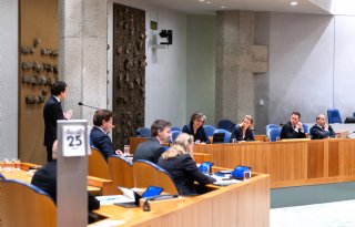 Rechtse partijen willen snelle verlaging brandstofaccijns