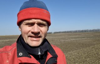 Oekraïne-vlogger Kees Huizinga: '23.000 hectare kunstmest strooien'