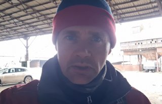 Oekraïne-vlogger Kees Huizinga: ‘Zaaigoed mengen, het lijkt wel een lab’