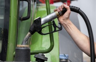 Olieprijzen schieten omlaag na heropenen Straat van Hormuz door Iran