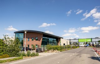 Kleine omzetwinst en ingecalculeerd verlies voor FruitMasters