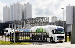 Werknemers FrieslandCampina leggen werk neer in Meppel en Beilen