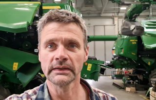 Oekraïne-vlogger Kees Huizinga: ‘Groot onderhoud op de werkplaats van John Deere’