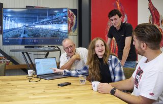 Studenten maken dierenwelzijn in pluimveehouderij meetbaar